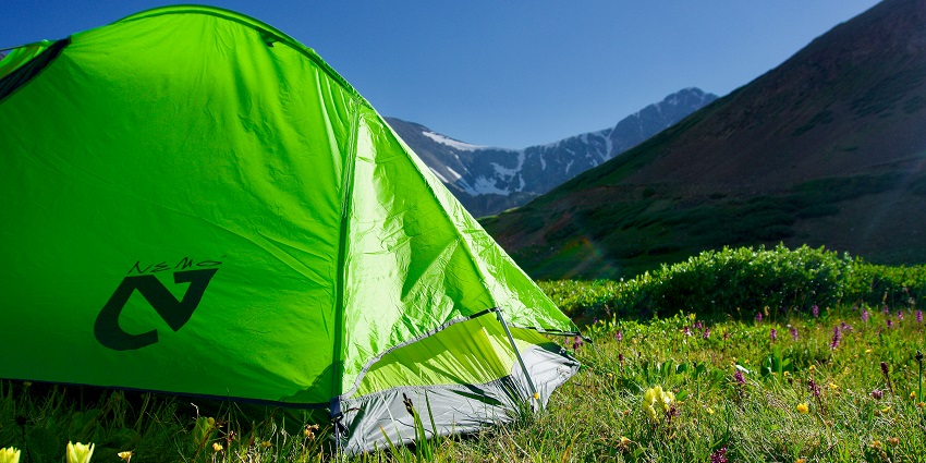 A glimpse of a serene stay on the sprawling lush green fields of Vaitarna in Maharashtra.