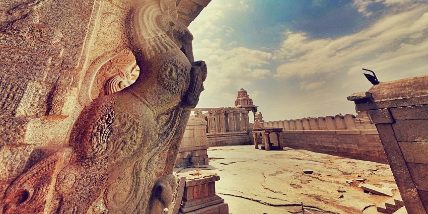 An image of Vana Bathrakali Amman Temple, one of the holy hill temples at Coimbatore.