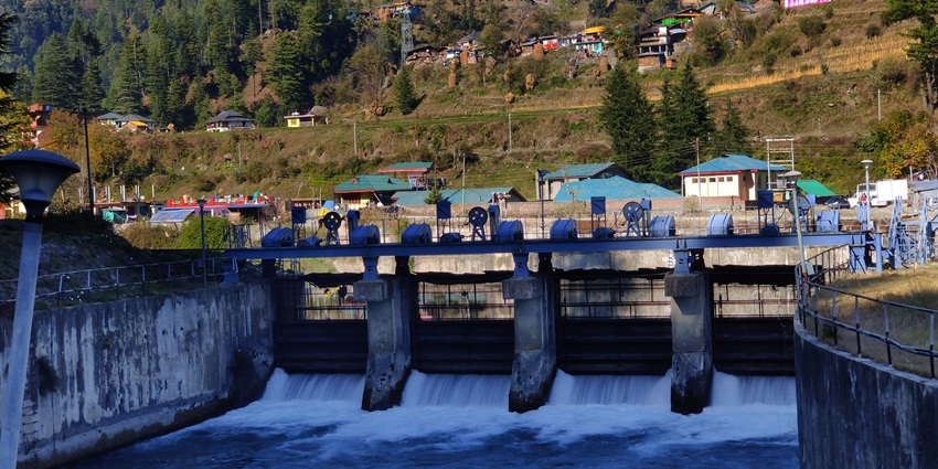 Vani Vilas Sagar Dam is one of the most scenic places to visit in Chitradurga