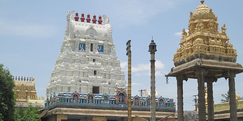 Impressive structure of Varadaraja Perumal Temple one of the Kanchipuram temples.