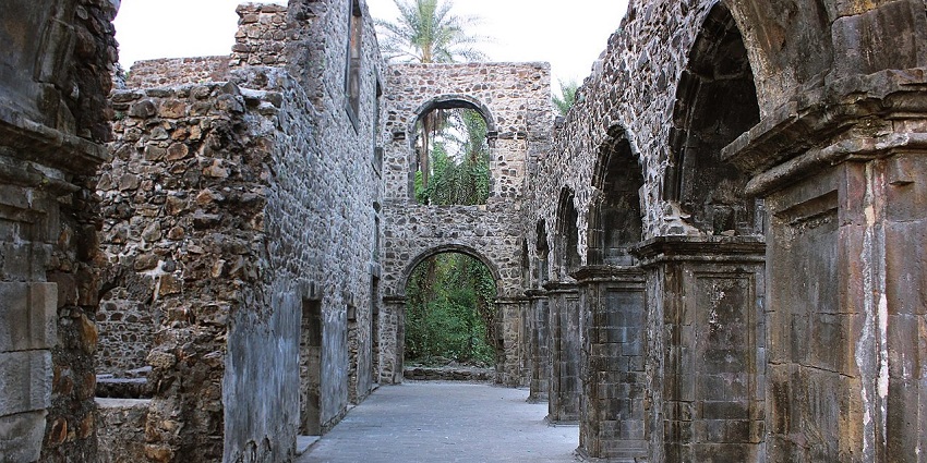Inside the walls of Vasai Fort, one of the historical places to visit near Dombivli.