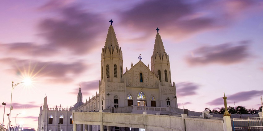 An image of majestic Velankanni Church, one of the must-visit places in Nagapattinam.
Anushka Bharti