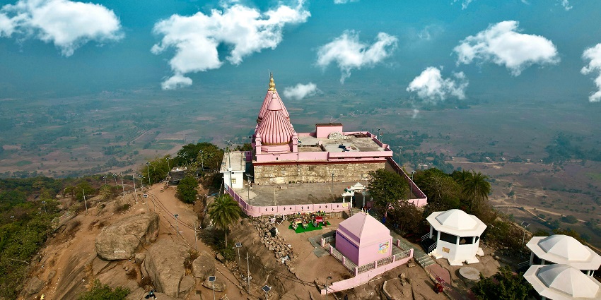 Velneshwar Shiva Temple, dedicated to Lord Shiva, offers a serene escape from city life.