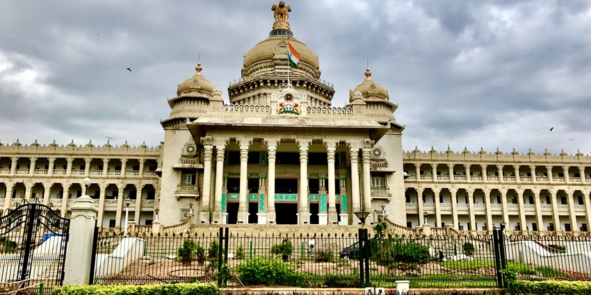 Vidhan Soudha is a historic landmark and is worth a visit if you’re in the city for a trip.