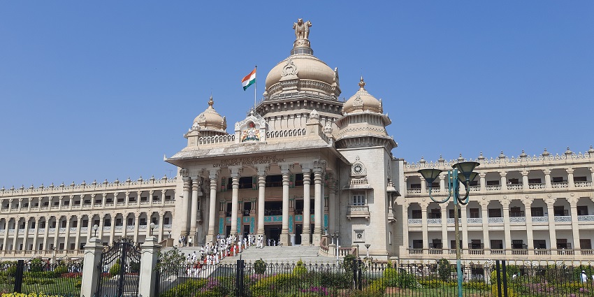 Entrance of Vidhana Soudha, a place to visit near Bannerghatta National Park