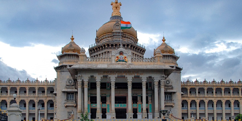 Panoramic view of the beautiful Vidhana Soudha, a must places to visit near lalbagh