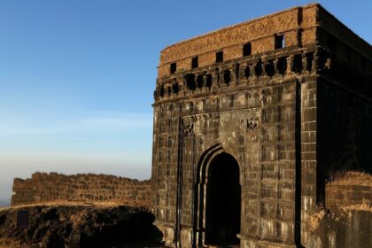 Vijaygad Fort offers breathtaking views and rich historical heritage to its visitors.