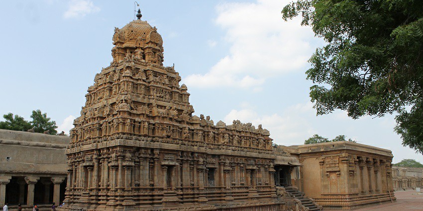Sacred temple dedicated to Lord Murugan, showcasing beautiful architecture.