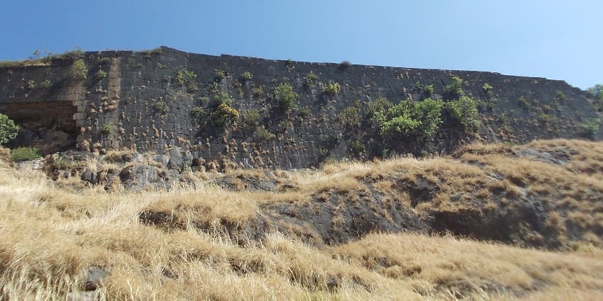 A picture of the Wall of Visapur Fort, one of the places to visit in Pune, Maharashtra.