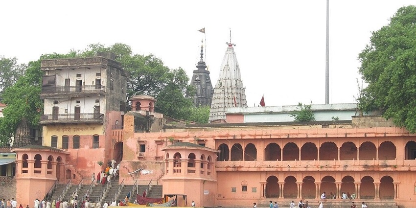 Vishnupad Temple is a revered temple with stunning architecture and rich spirituality.