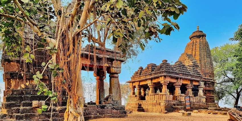 Latur tourist places feature the Ancient Lord Vishnu temple with intricate carvings and serenity