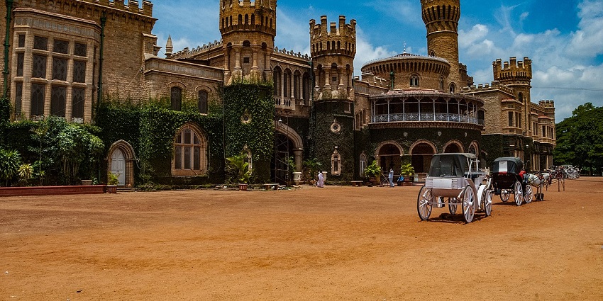 Bangalore Palace in Karnataka has a grand architecture, rich history, and gardens.