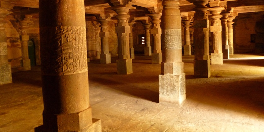 Things to do in Belgaum include a visit to the Fort with its historic structure impressive architecture.