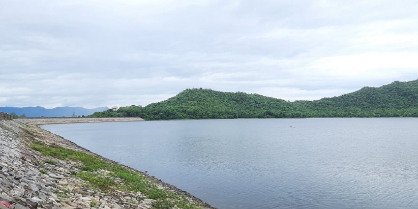 Unwind at the tranquil Chiklihole Reservoir in Coorg, Karnataka, which is a hidden gem.