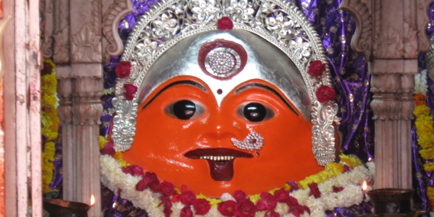 An image showing the Garh Kalika Mata idol at Garh Kalika Temple in Ujjain, an important religious site
