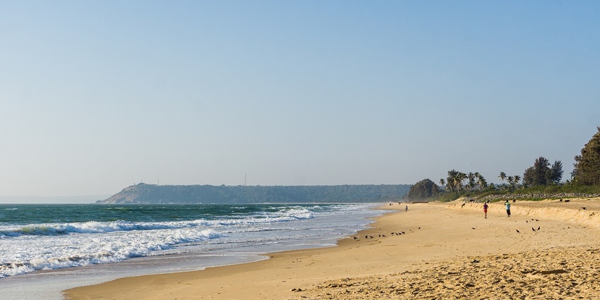 Scenic view of Madh beach, a famous tourist destination in Madh Island
