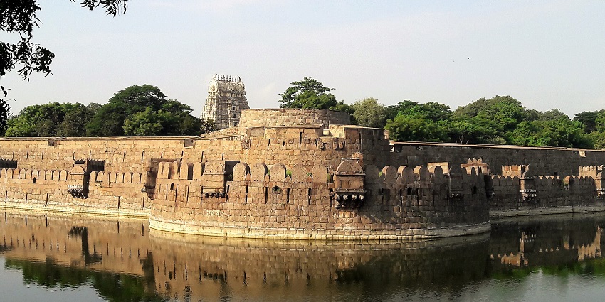 Exploring the Vellore Fort with towering walls is one of the best things to do in Vellore.