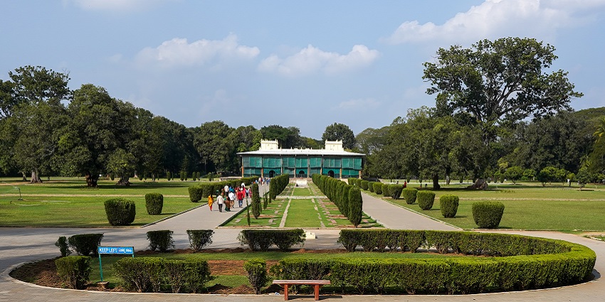 The Summer Palace of Tipu Sultan is amongst the best places to see in Srirangapatna.