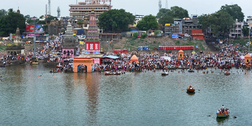 The Vithal-Rukmini Temple is one of the best pilgrimage sites to visit near Tuljapur.