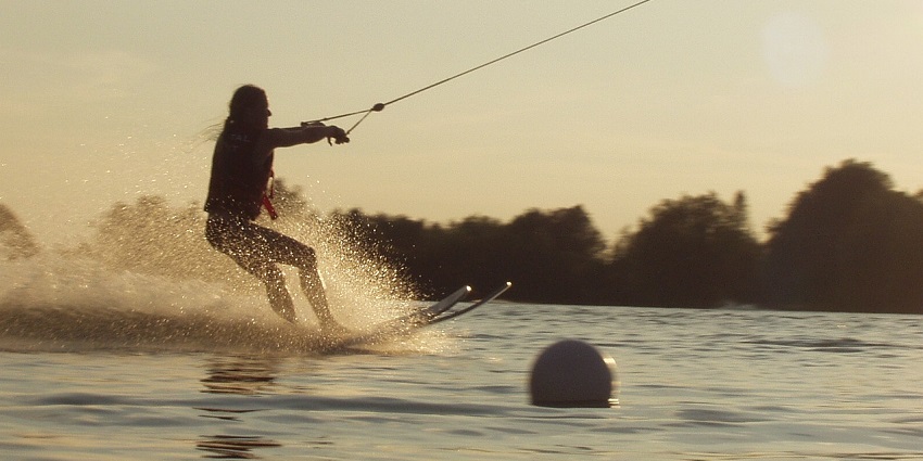 A water skier at the Khadakwasla Lake, one of the best water sports in Pune.