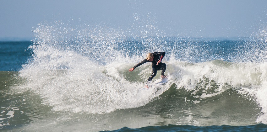 An image of an athlete enjoying one of the exciting water sports in Panshet, Maharashtra.