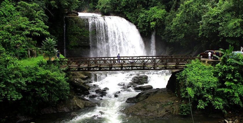 Tourists can visit the pretty waterfalls in Thanjavur for a refreshing escape