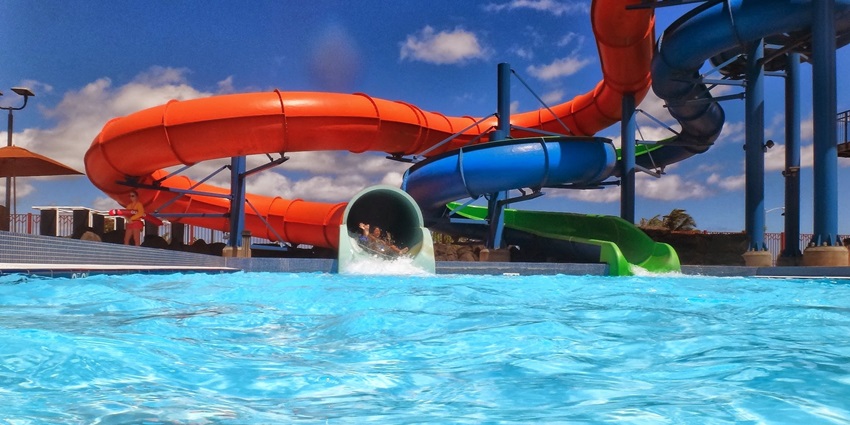 Enjoy thrilling water rides and wave pools at the famous Wet’nJoy Water Park & Amusement Park.