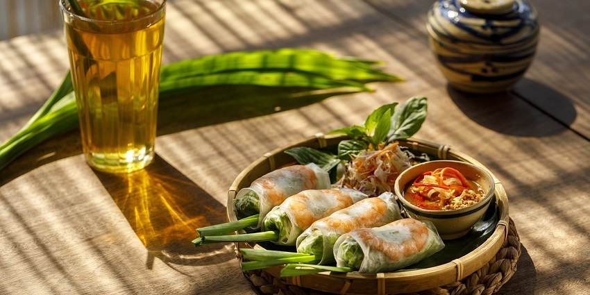 local eateries near Bhupar Waterfalls for authentic Goan cuisine and flavors.