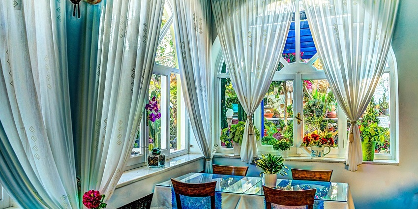 Beautiful dining interior featuring elegant decor, creating a warm and inviting space.