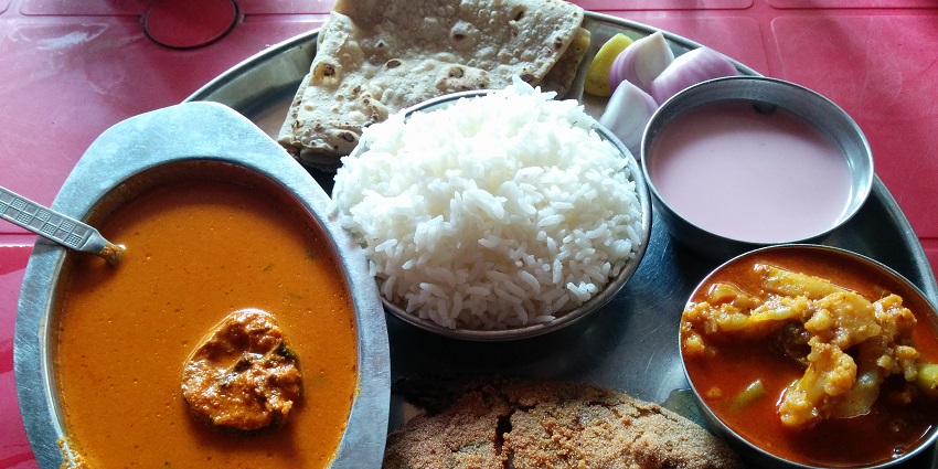 Bhor has great eateries for authentic Maharashtrian food.
