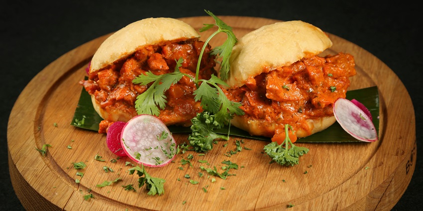 A plate of the famous Pav Bhaji available at the local eateries near Devgad Fort