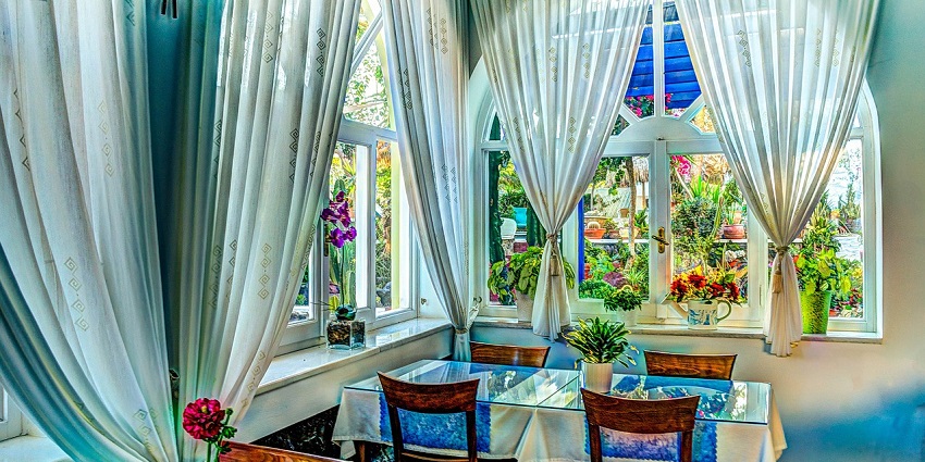 Beautiful dining interior featuring elegant decor, creating a warm and inviting space.