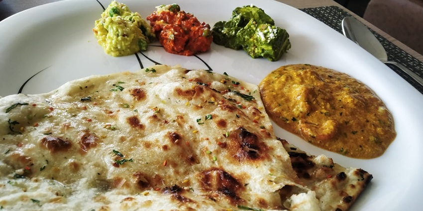 Chikhaldara eateries serve authentic Maharashtrian cuisine with unique flavours.
