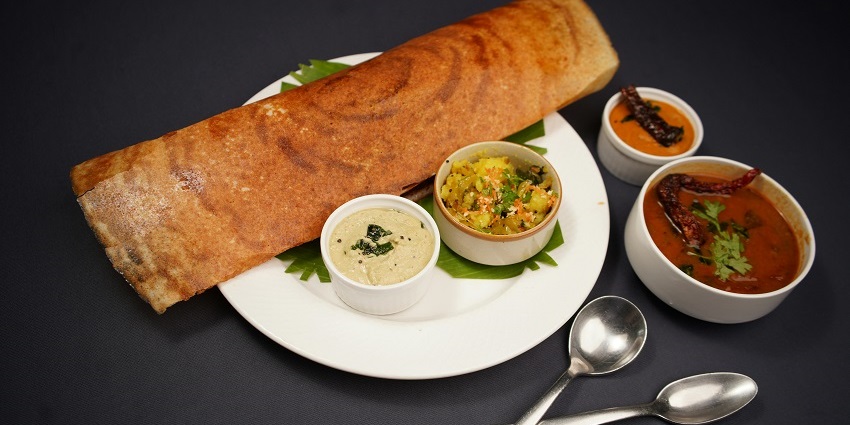 Dining options near Dakshinachitra Museum offer diverse local and international cuisines.