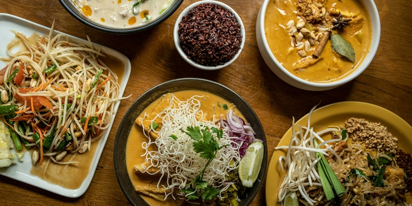 The nearby regions of the Stakna Monastery like Leh offer a variety of food choices.