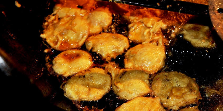 An image showing vada pav for a delightful meal together.