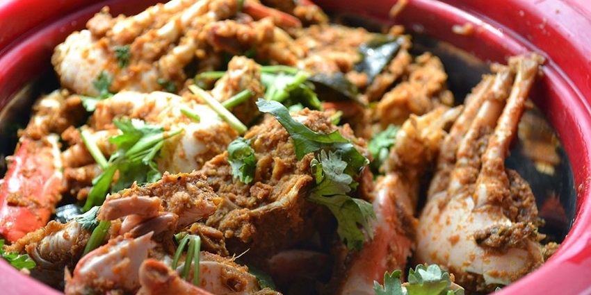 Enjoy South Indian style Crab Curry after an adventurous day of diving