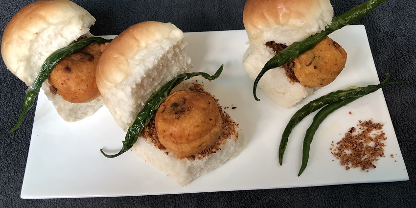 Rry authentic food from Mumbai to add to your culinary experiences.