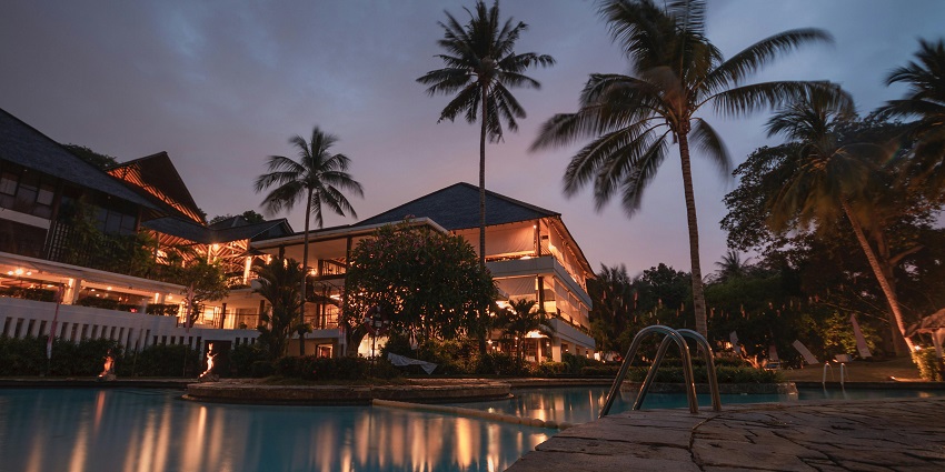 An image of various accommodations available at Amed beach hotels for diverse budgets.