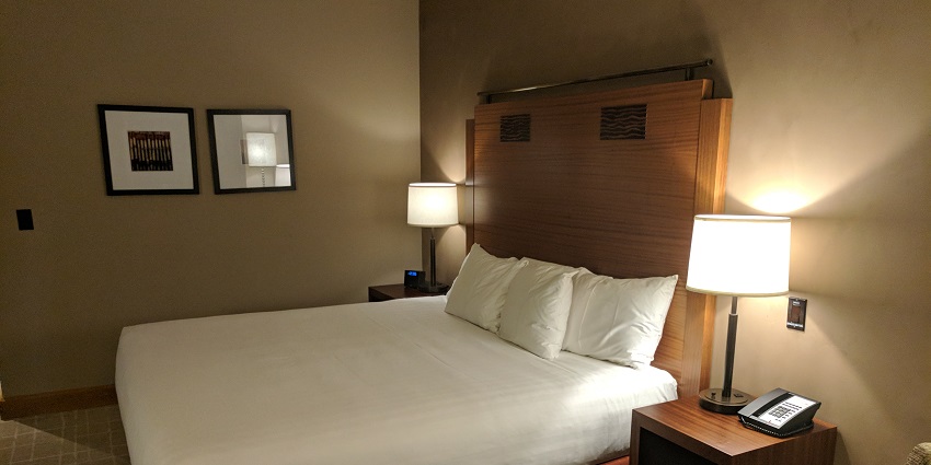 Nearby area offers diverse accommodations, homestays, hotels, and camping options