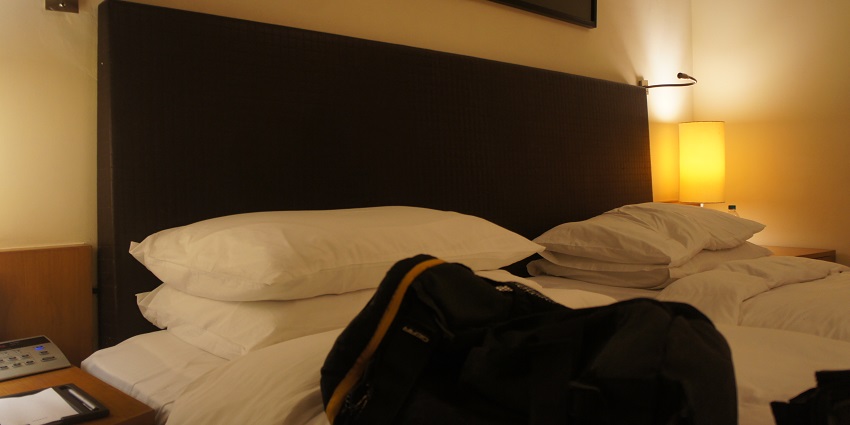 Hassle-free accommodation near Saptakoteshwar Temple.