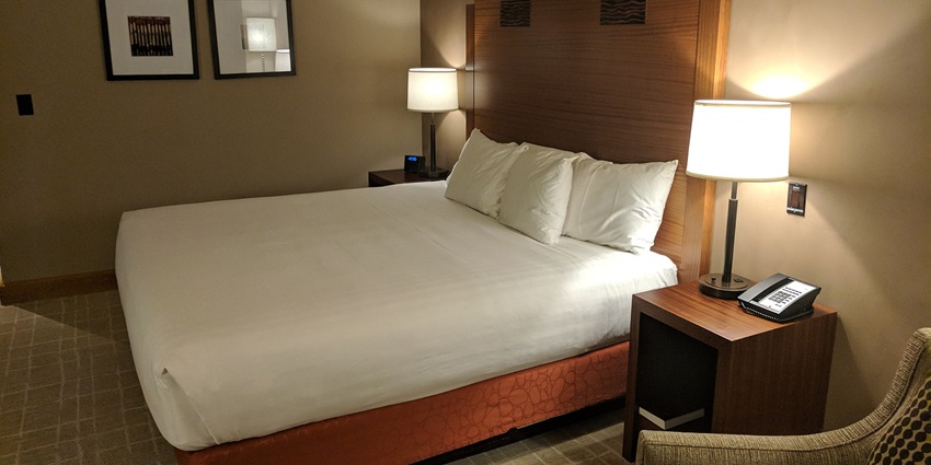 A glimpse of accommodation options near Kalyangad Fort in Satara and Koregaon.