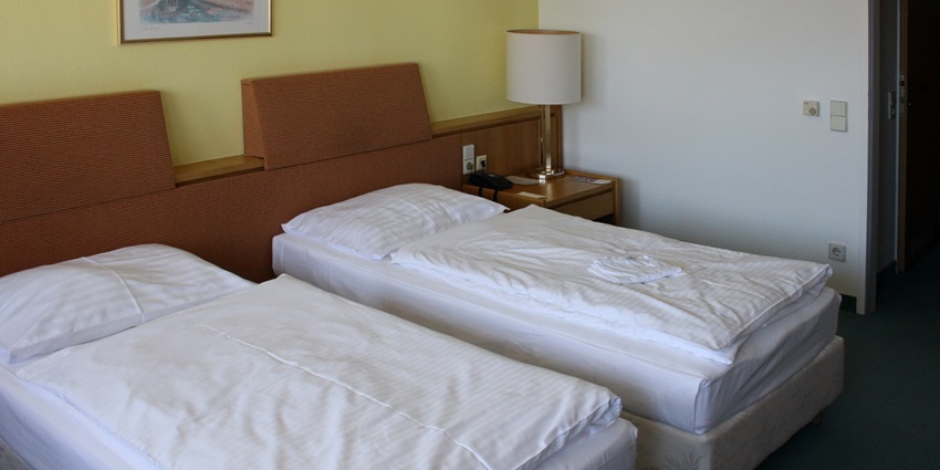 Nearby accommodations include guesthouses, lodges, and homestays for travellers.