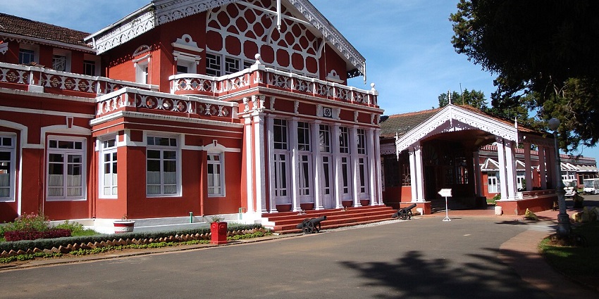 Nagapattinam hotels offer comfort, convenience, and scenic views for travellers.
