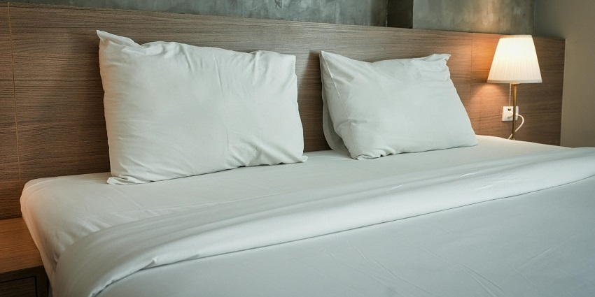 Room of a hotel near Brahmapureeswarar Temple for travellers to visit and relax.