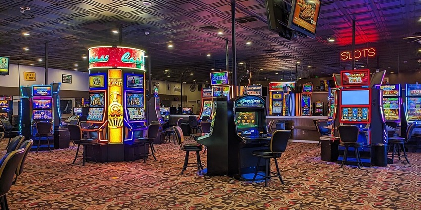 Combine gaming and bowling at the Wildfire Casino & Lanes