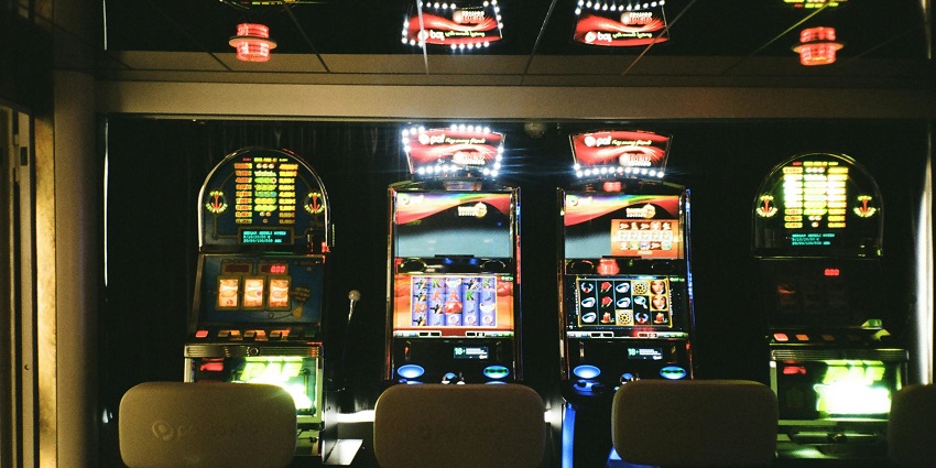 An inside view of the idyllic William Hill Casino, one of the best casinos in Chester UK.