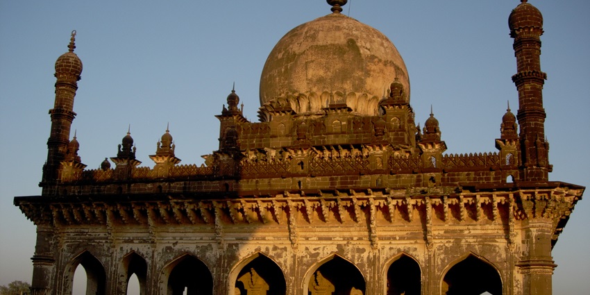 Ibrahim Rauza mausoleum complex, a top highlight among things to see in Vijayapura.