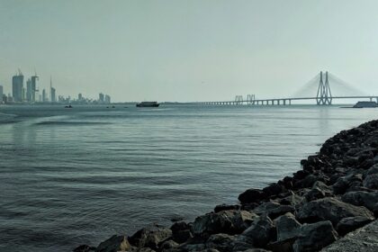 Places to visit in Worli offer cultural landmarks, shopping, history, and the Sea Link.