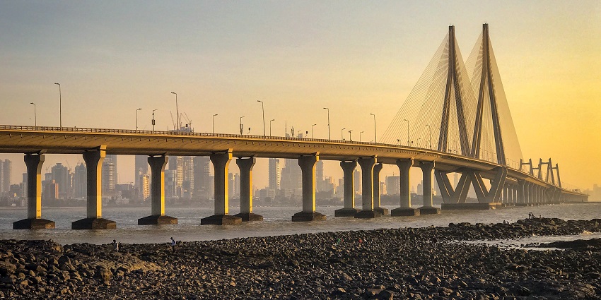 A picture of Worli Sea Face, one of the best places to visit near Mumbai Airport